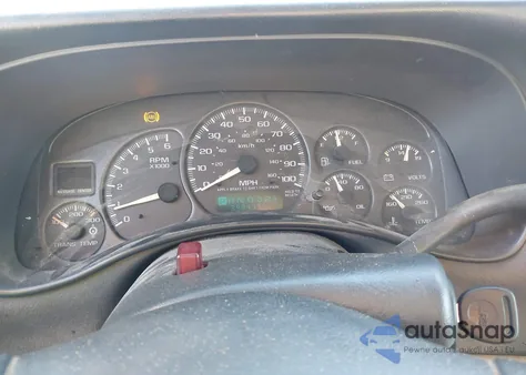 2001 Chevrolet Silverado C2500 Heavy Duty из США, поврежденный, VIN 1GBHC23U41F192692